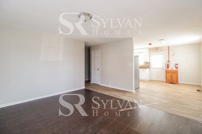 239 S English St - Photo 4 of 16