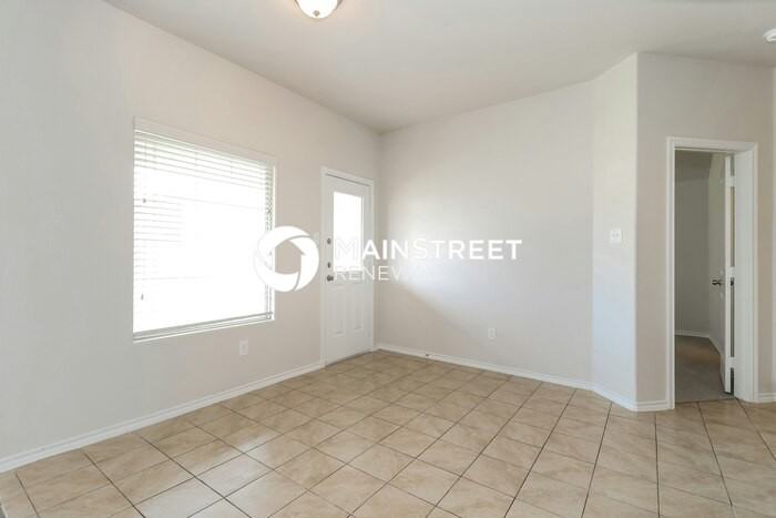 2604 Mill Springs Pass - Photo 5 of 16