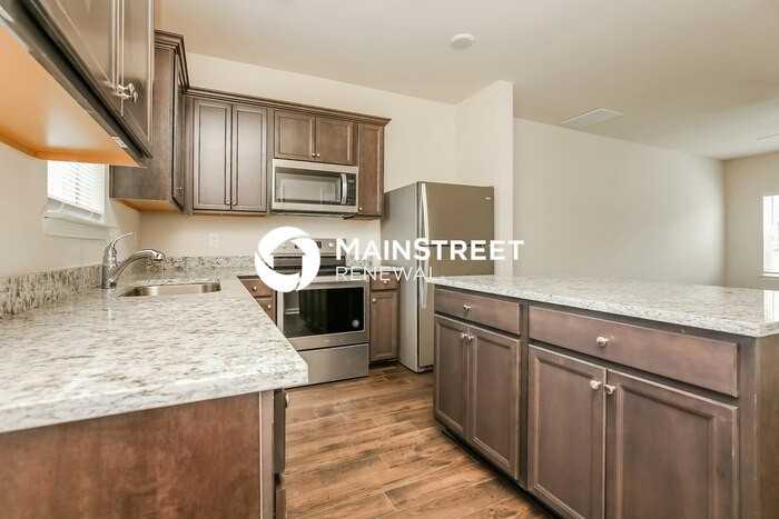 1075 Arlene Dr - Photo 7 of 17