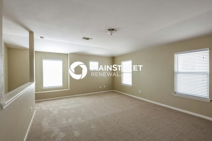 10830 Indigo Crk - Photo 6 of 17