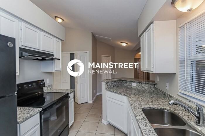 1449 Ashboro Cir Se - Photo 7 of 16