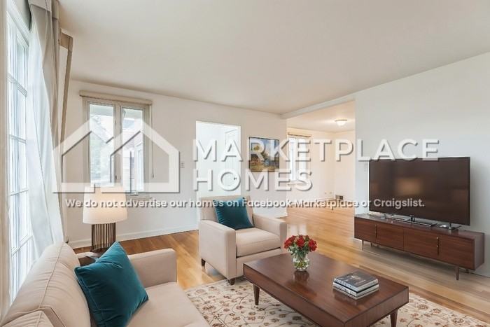 706 Broadview Ave - Photo 3 of 23