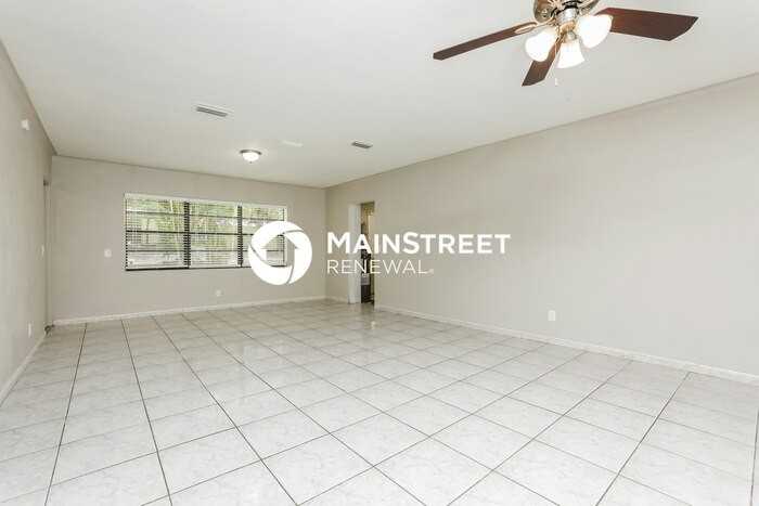 1147 Magnolia Dr - Photo 2 of 16