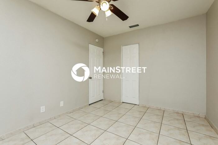 1147 Magnolia Dr - Photo 7 of 16