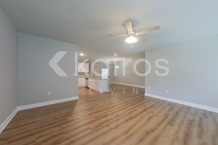 22862 Monterey Ave - Photo 4 of 22