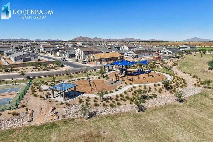 47662 W Mellen Ln - Photo 7 of 13