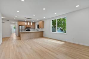 featured image of 1517 S Grand Blvd