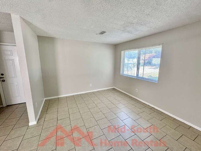 4579 Buffer Dr - Photo 5 of 24