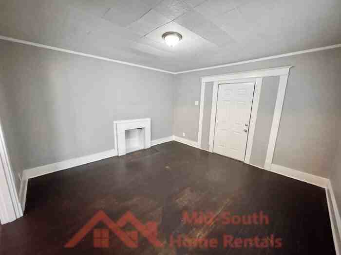 3338 Coleman Ave - Photo 4 of 27