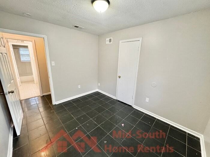 3353 Elk Point Dr - Photo 7 of 18