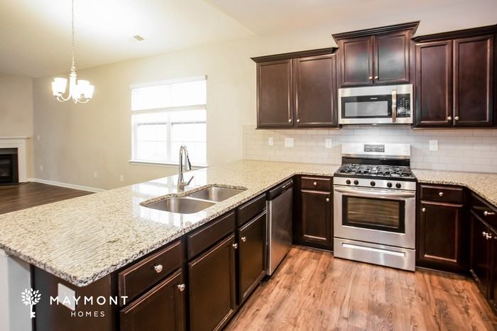 118 Southhampton St - Photo 6 of 15