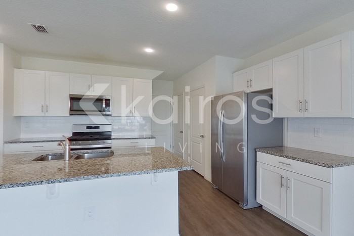 32165 Katelin Cir - Photo 7 of 28