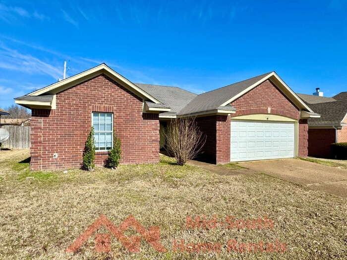 6416 Valley Oak Dr - Photo 2 of 26