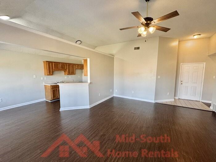 6416 Valley Oak Dr - Photo 6 of 26