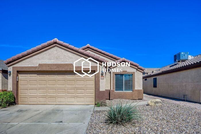 10916 E Clovis Ave - Photo 2 of 27