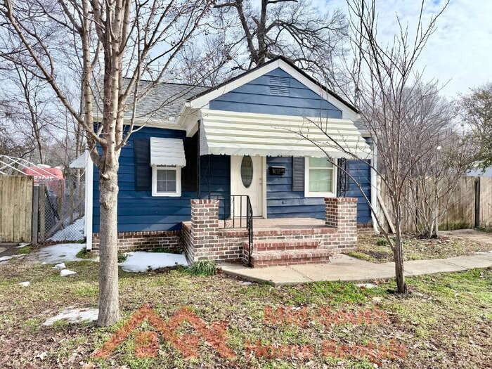 3738 Townes Ave - Photo 3 of 23