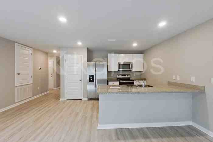 4706 Malay Cir - Photo 5 of 23