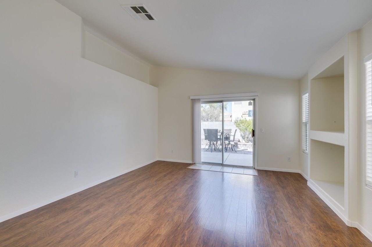 7656 Certitude Ave - Photo 3 of 40