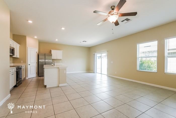 2691 Island Walk Dr - Photo 5 of 16