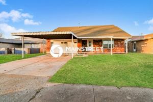 featured image of 909 Rolling Meadows Blvd