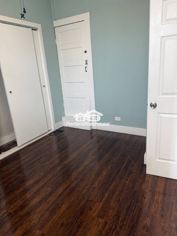 6706 Raymond Ave - Photo 5 of 8