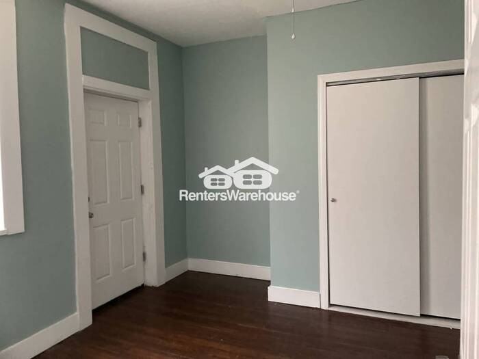 6706 Raymond Ave - Photo 6 of 8