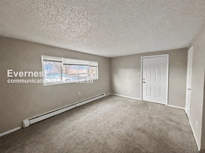 1075 Magnolia St #1 - Photo 2 of 13