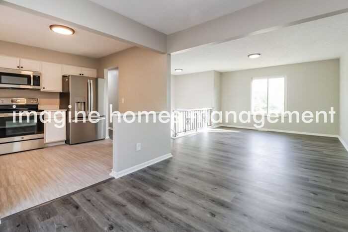 3924 Trappers Ct - Photo 6 of 17