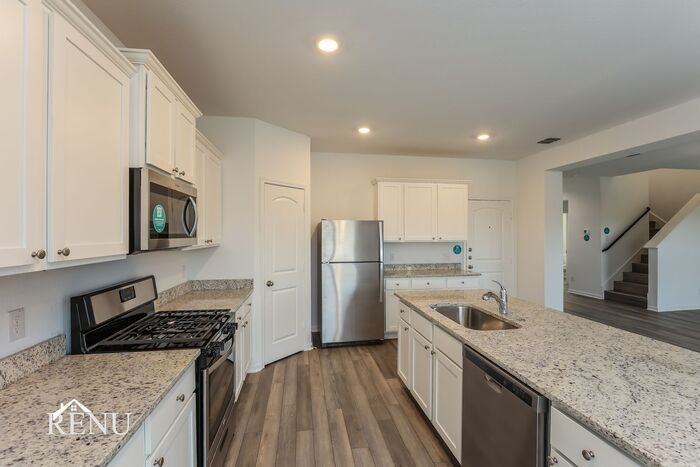 2934 Jackson Smt - Photo 7 of 25