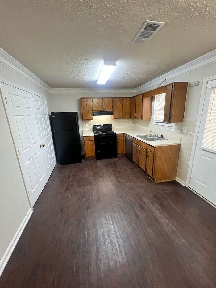 3127 Sarah Lou Dr - Photo 2 of 11