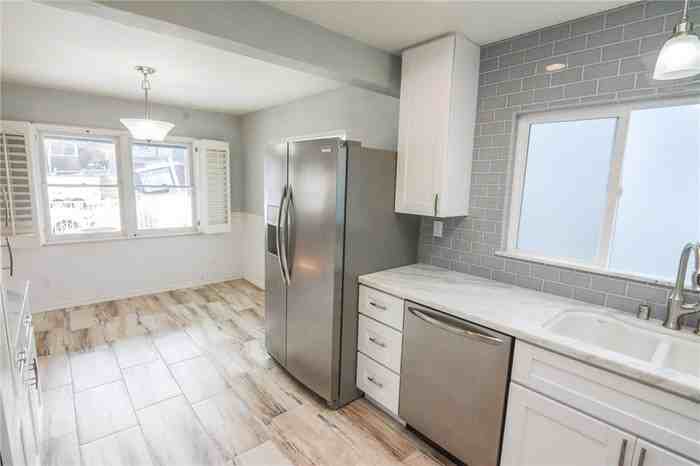 2226 Etiwanda St - Photo 7 of 17