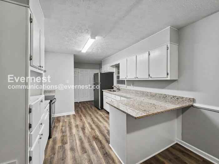 624 Cannon Dr - Photo 3 of 22