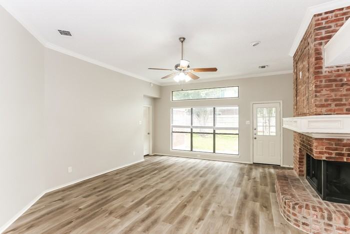 5600 Farris Dr - Photo 3 of 21