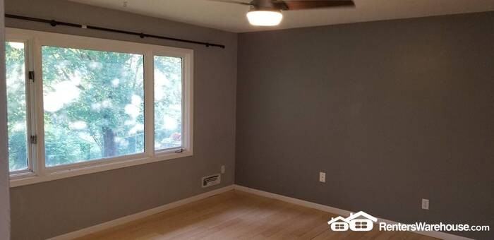 7140 Imperial Ave S - Photo 7 of 25