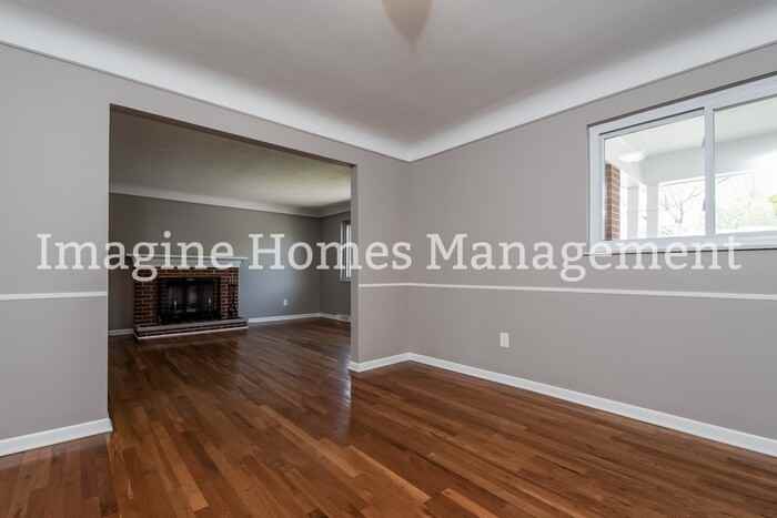 4619 Duneden Ave - Photo 6 of 22