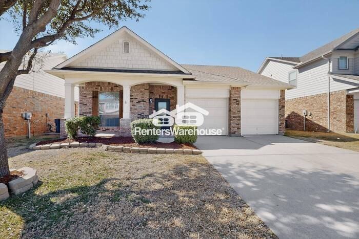 10981 Hawks Landing Rd - Photo 2 of 37