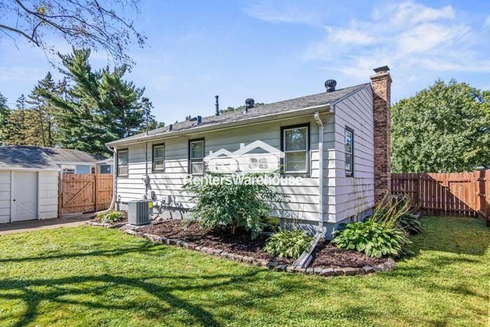 6809 James Ave S - Photo 3 of 38