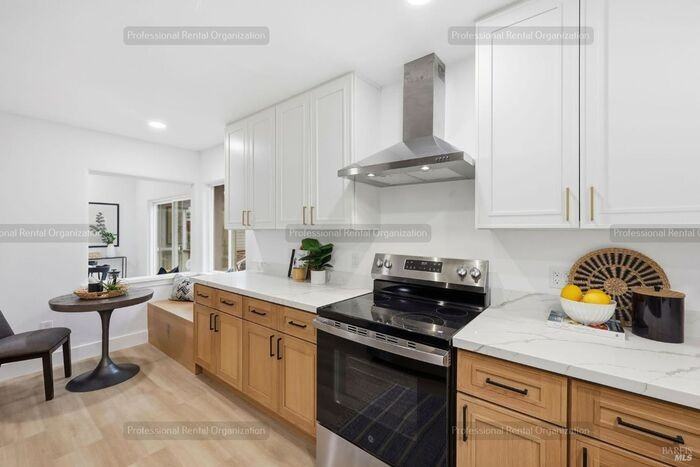 2132 Geary Dr - Photo 7 of 19