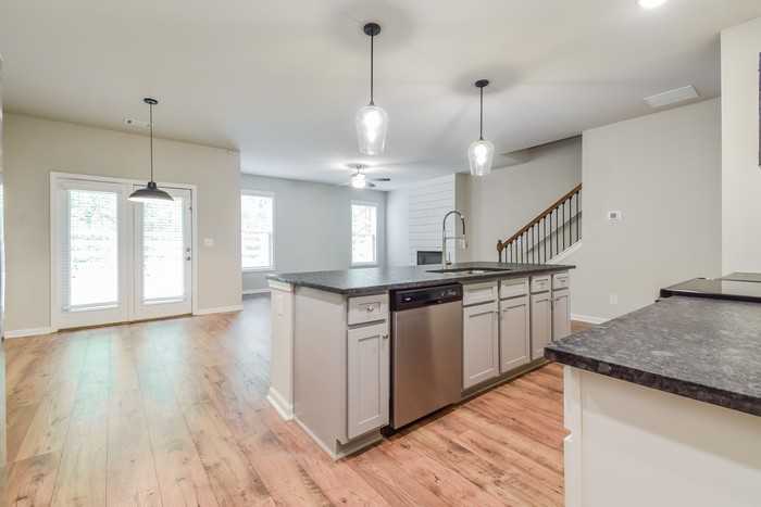 1175 Spring Marsh Ct - Photo 7 of 16