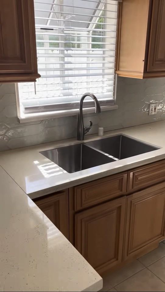 21920 Galvez St #NA - Photo 2 of 8