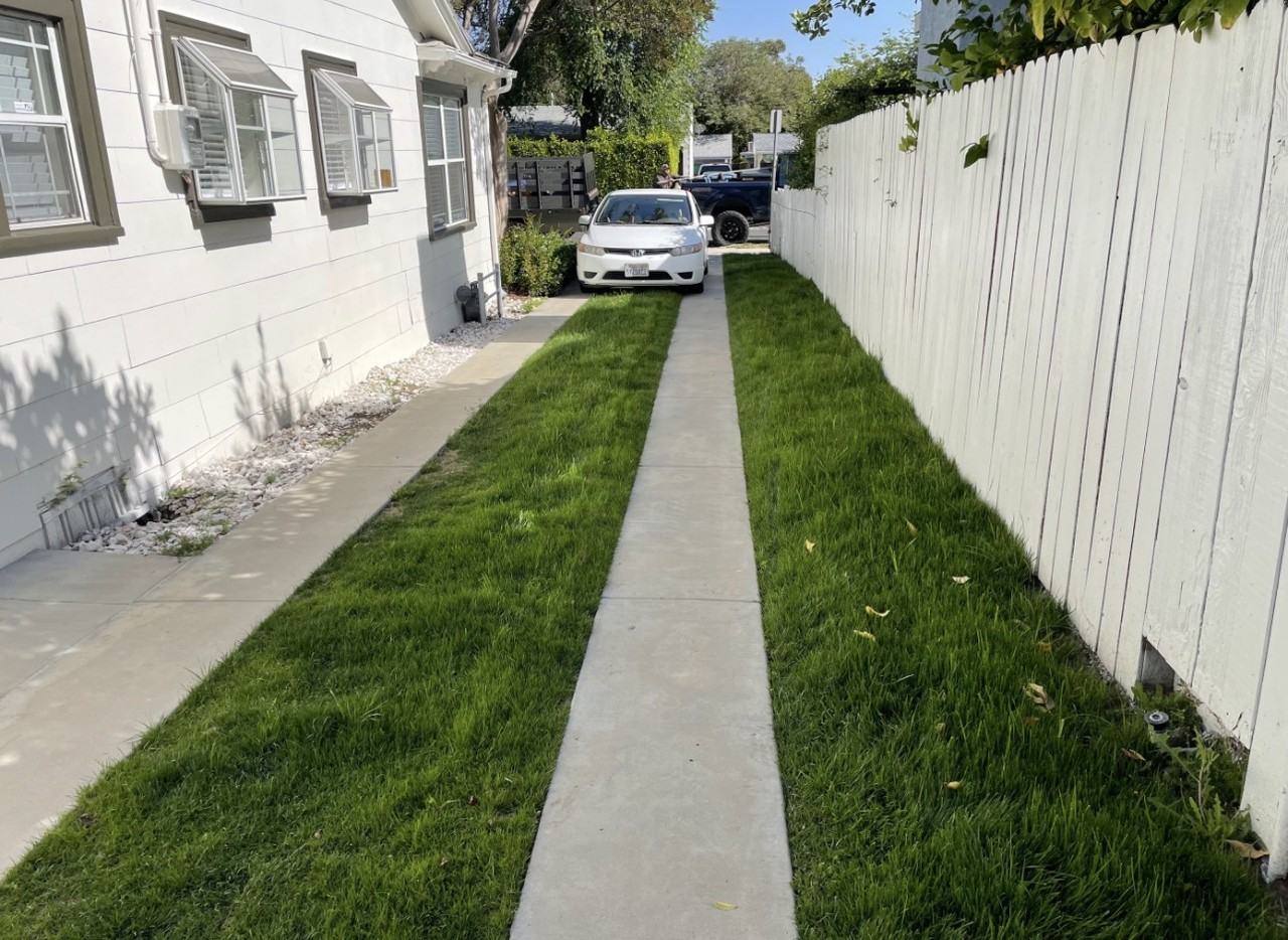 21920 Galvez St #NA - Photo 3 of 8