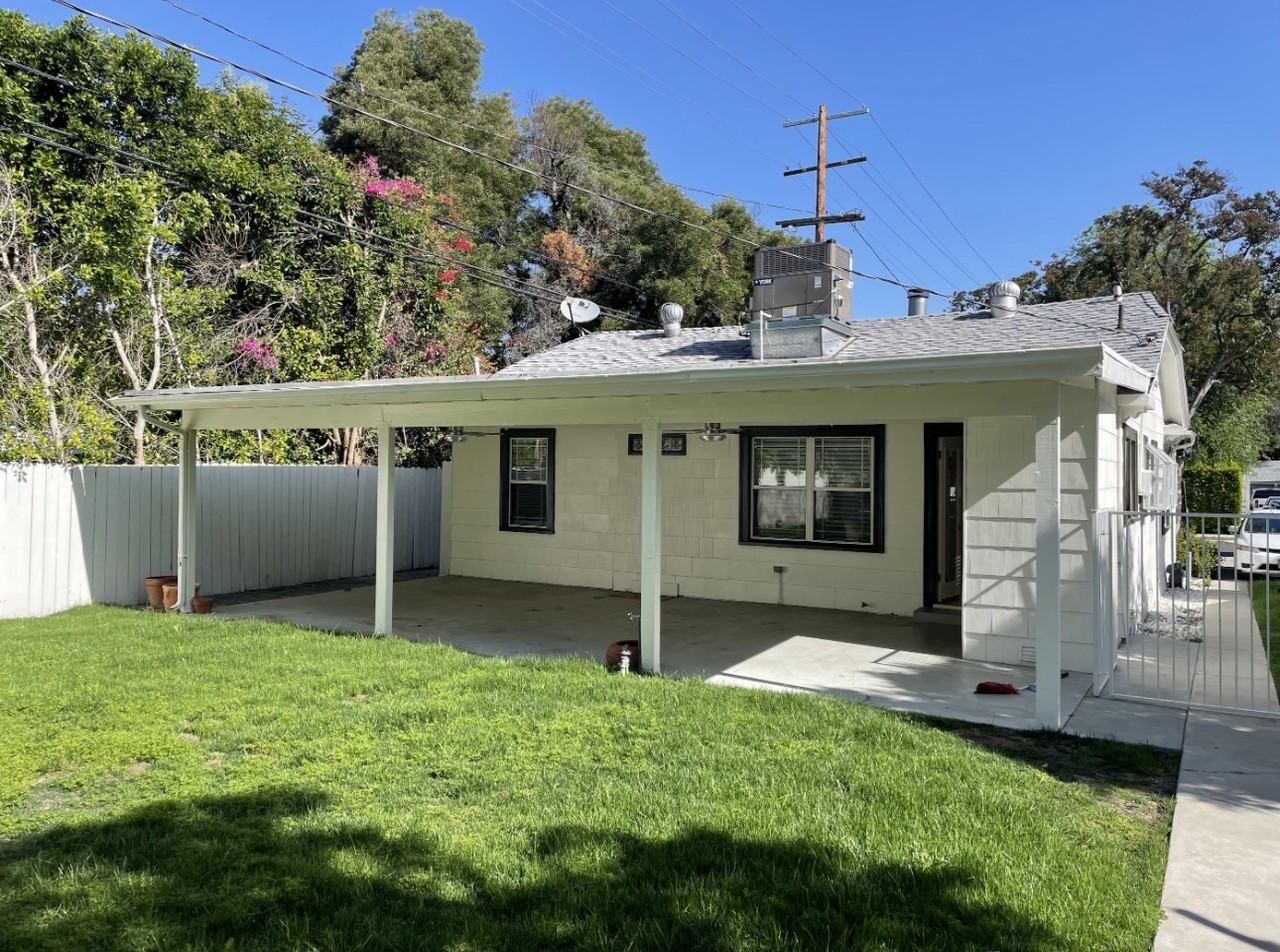 21920 Galvez St #NA - Photo 6 of 8