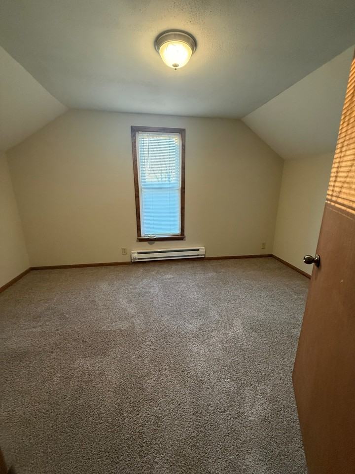 816 E Cranston Rd #NA - Photo 7 of 8