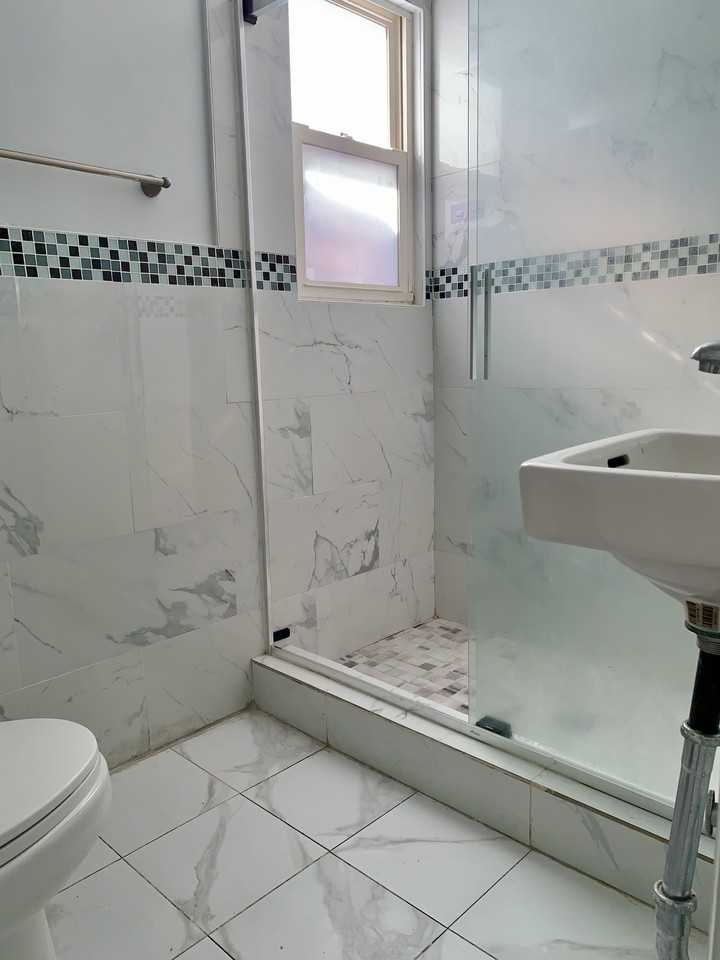 336 Scranton Ave #1 - Photo 2 of 12