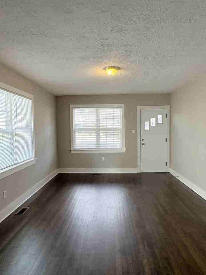 1428 Nutwood St #NA - Photo 2 of 18