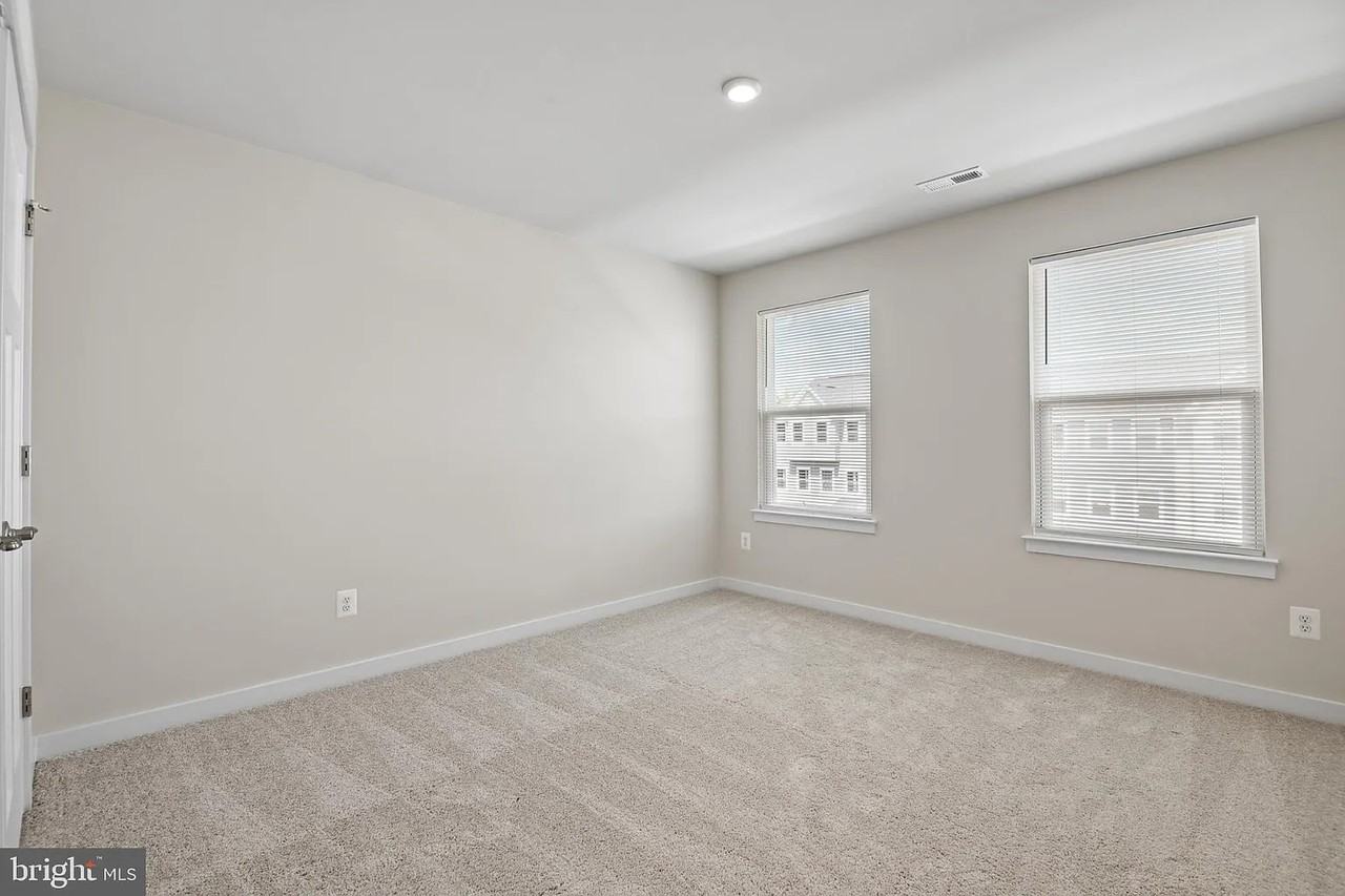 51 Elmiraj Ct #1 - Photo 4 of 19