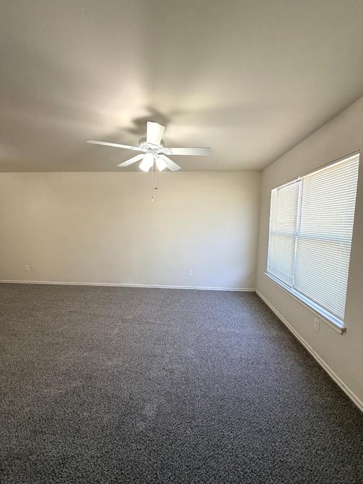 9742 Misty Plain Dr - Photo 6 of 20