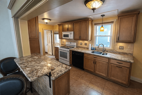 241 E Kelso Rd #NA - Photo 2 of 16