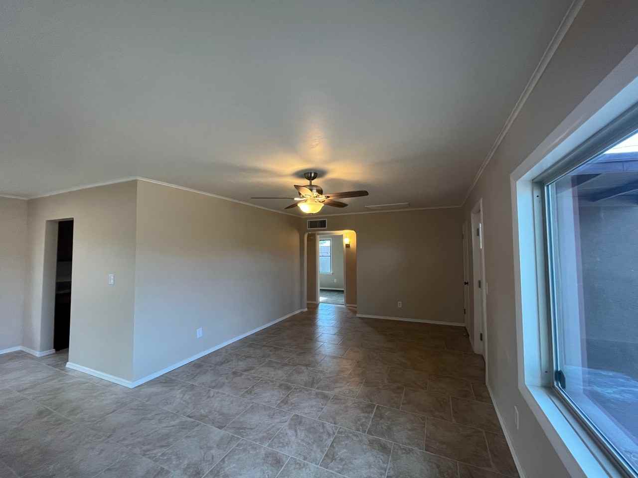 3702 E Seneca St #NA - Photo 4 of 13