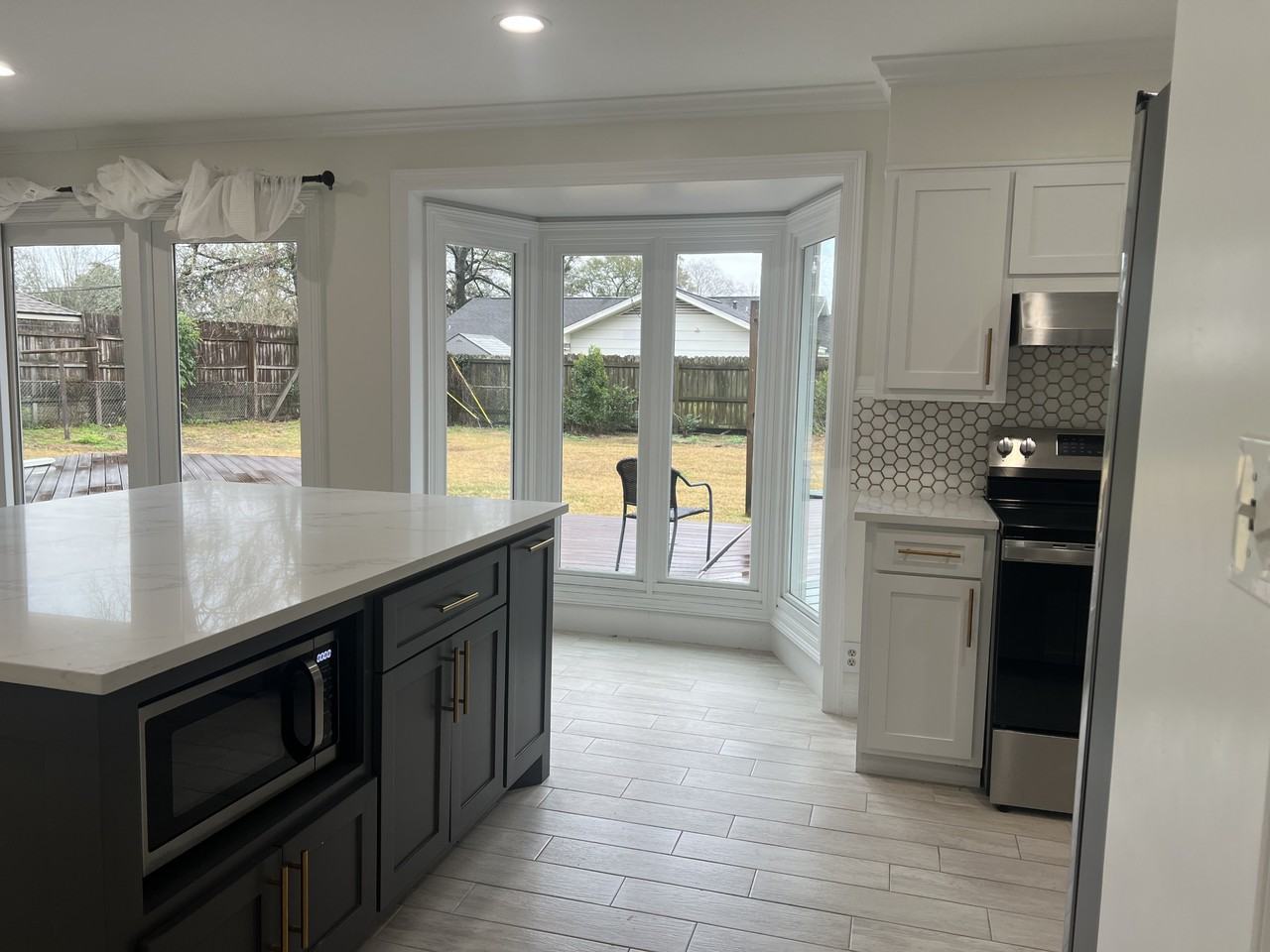 5985 Rankin Dr #NA - Photo 4 of 11